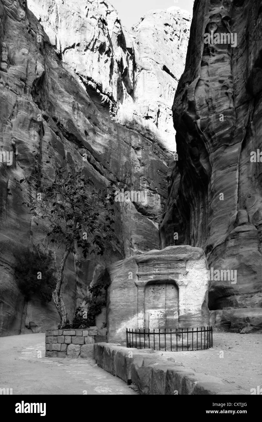 Tombeau dans Al-Siq, Petra Banque D'Images