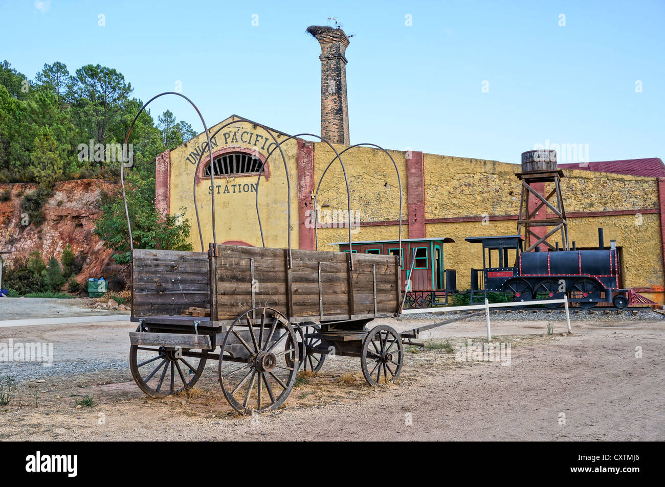 Ville de l'Ouest. Union Pacific gare, vue wagon depuis les jours de l'ouest sauvage, à la Reserva Sevilla, Safari park Banque D'Images