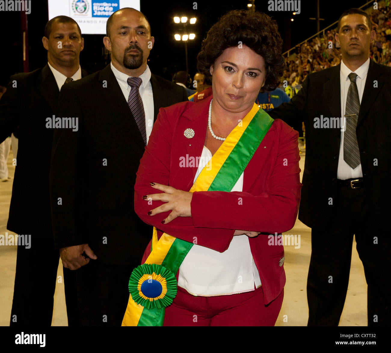 Le président du Brésil, Dilma Rousseff fréquentant Carnaval Rio de Janeiro au Brésil en 2012 Banque D'Images