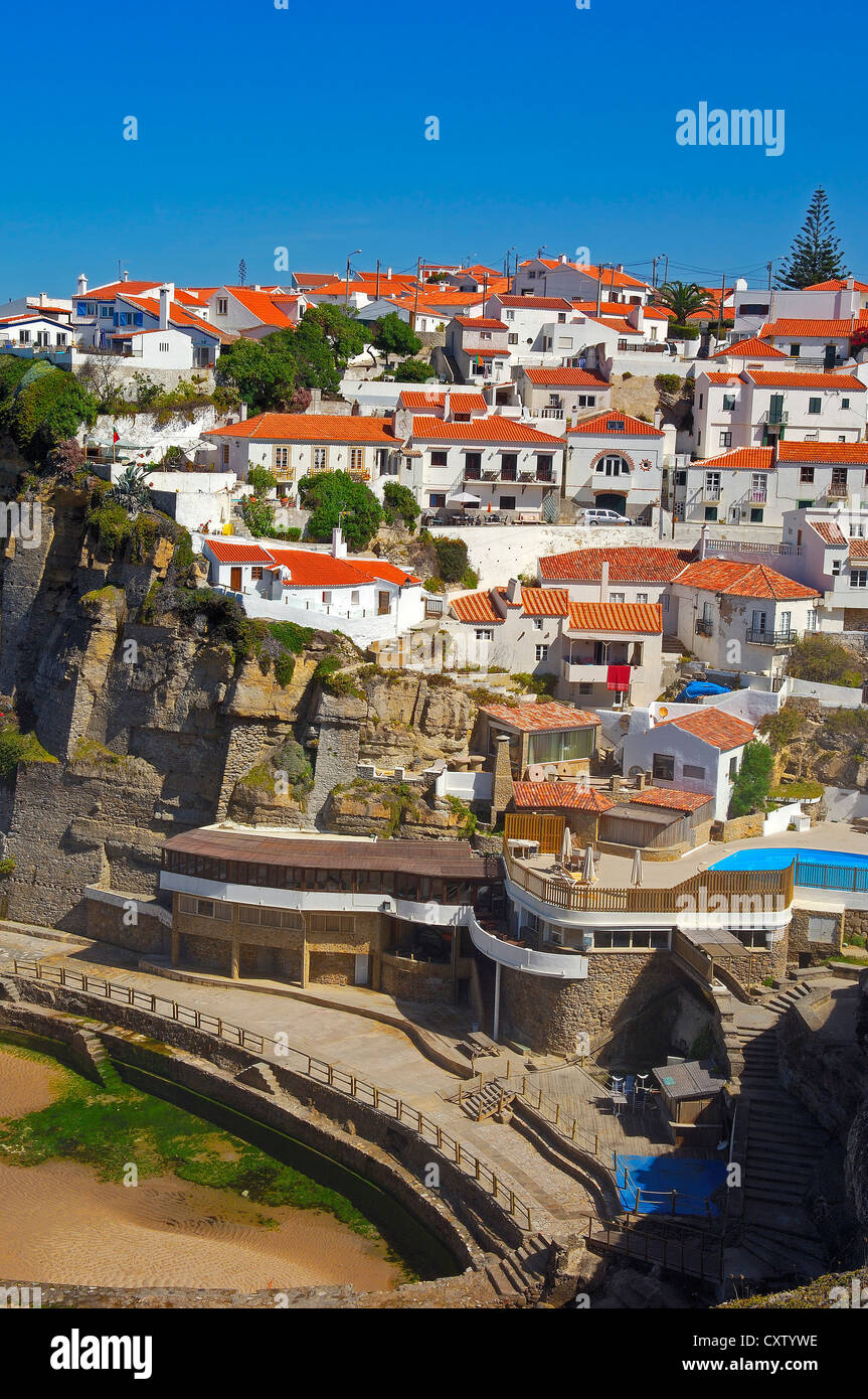 Praia das Maçãs, district de Lisbonne, Sintra, Portugal, Europe de la côte Banque D'Images