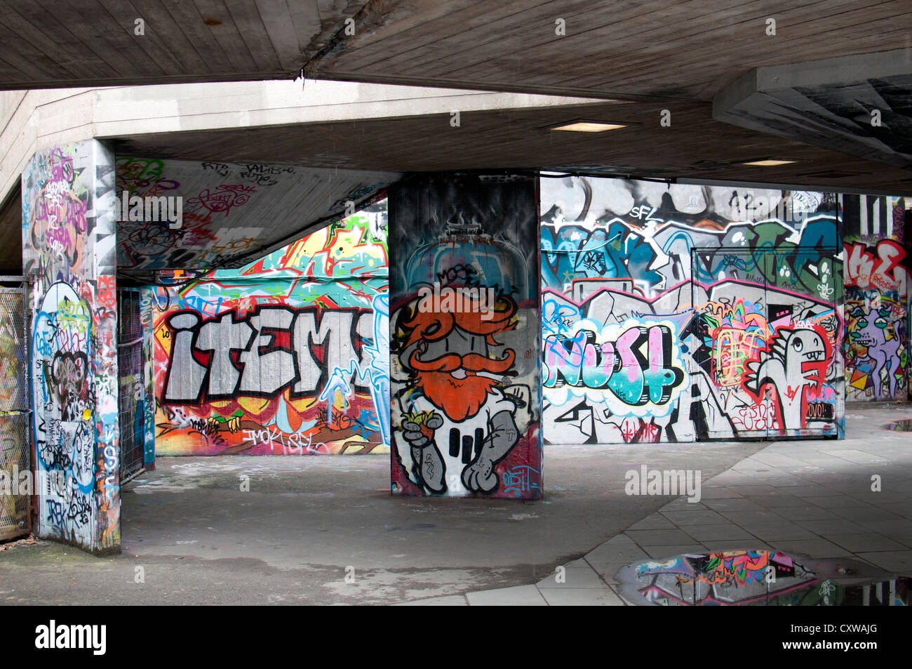 Graffiti de Southbank, Londres, UK Banque D'Images