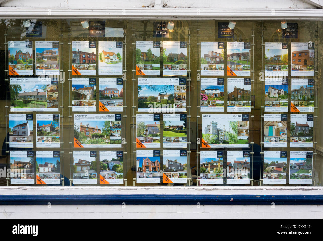 Affichage de la fenêtre de l'agent immobilier, UK Banque D'Images