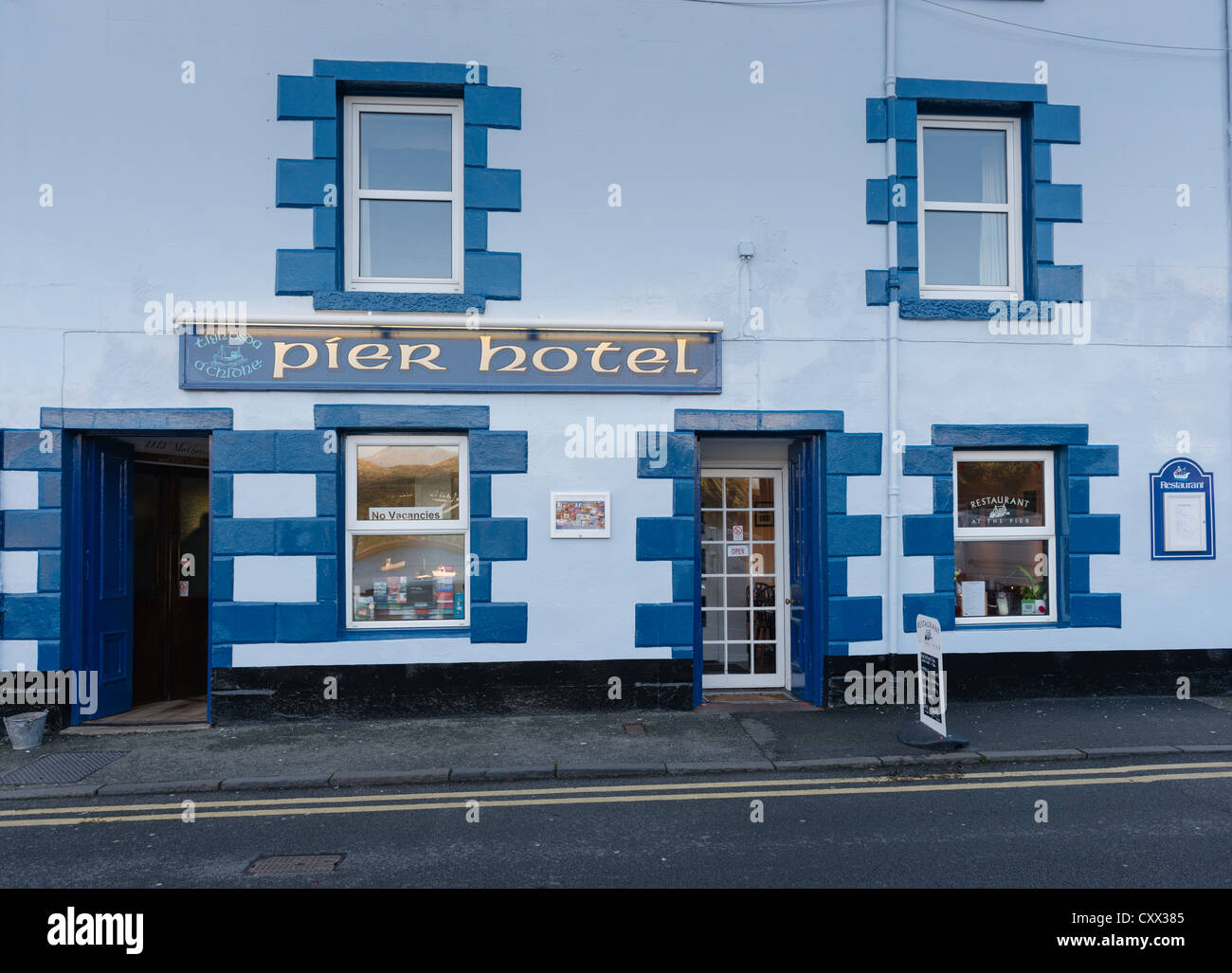 Le Pier Hotel, Portree, Skye Banque D'Images