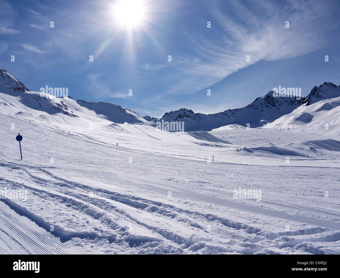 Pistes de ski, le domaine skiable du glacier de Kaunertal, Kaunertal, Feichten, Tyrol, Autriche, Europe Banque D'Images