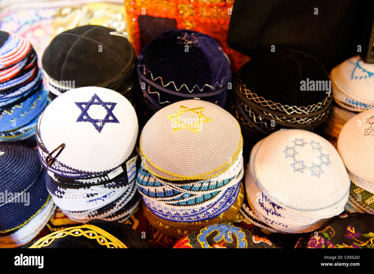 Kippahs juif, kippot, caps, Jérusalem, Israël, Moyen Orient Banque D'Images