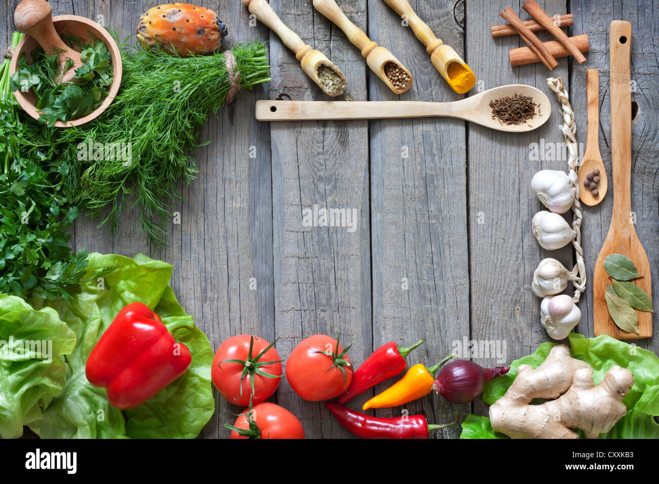 Légumes et épices vintage border et vide à découper Banque D'Images