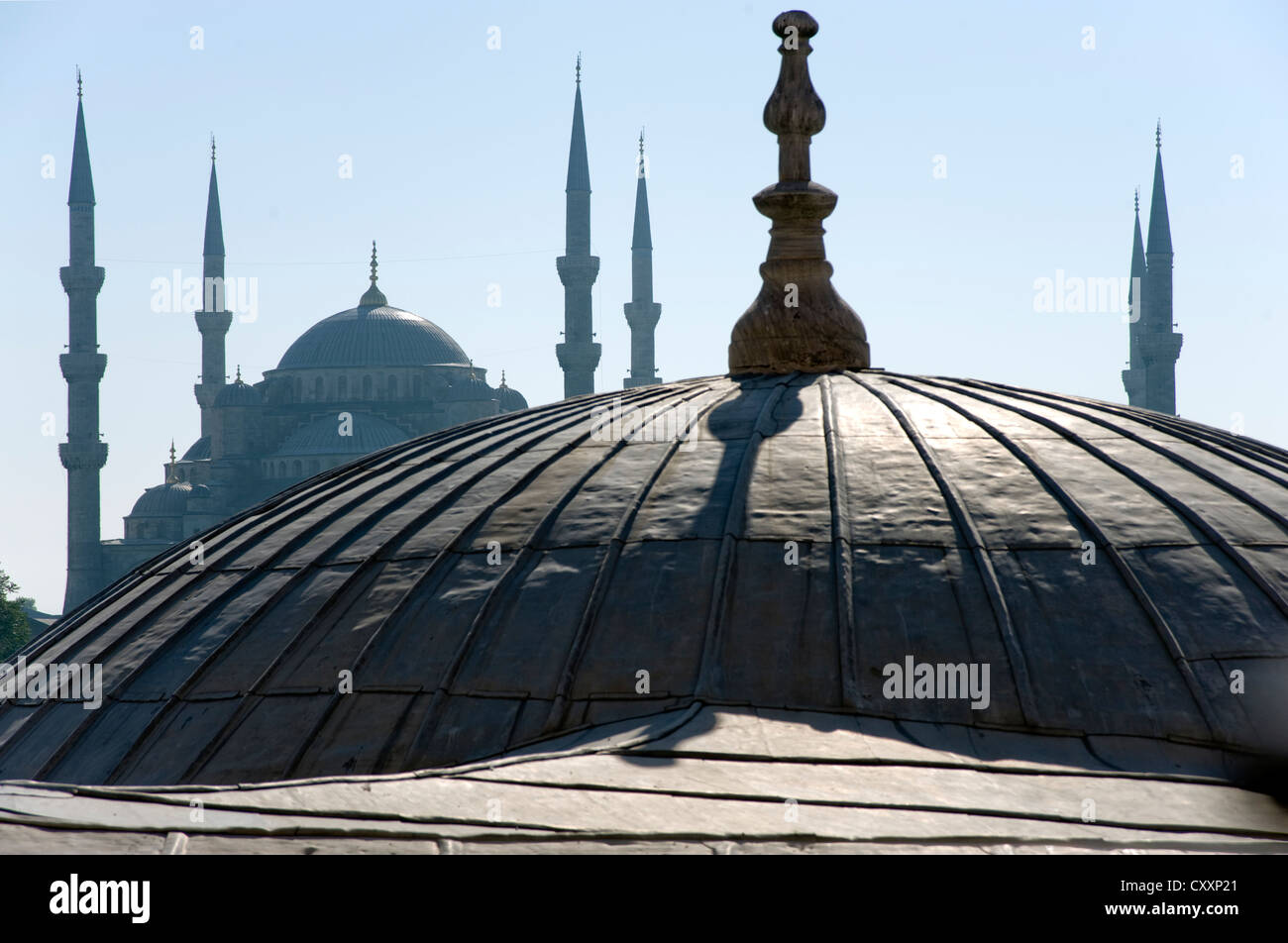 Dômes & minarets de la Mosquée Bleue et Aya Sofia, Istanbul, Turquie Banque D'Images