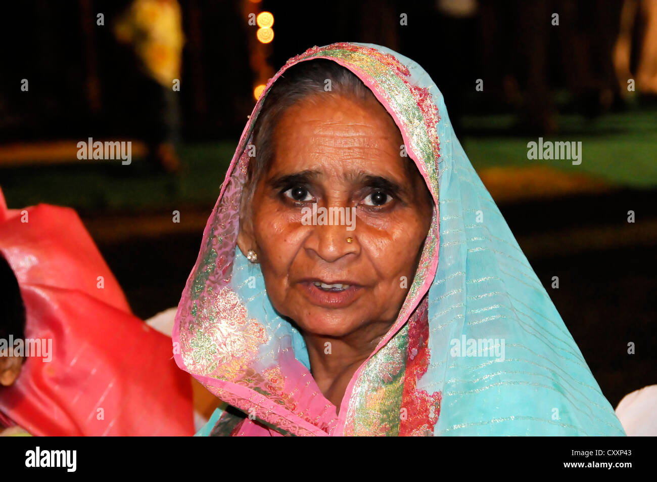 Femme indienne à un mariage, portrait, Agra, Uttar Pradesh, Inde, Asie Banque D'Images