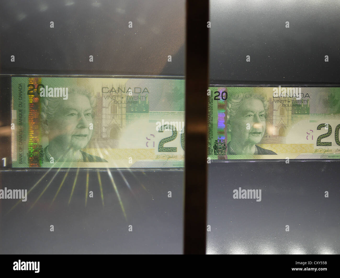 La monnaie de papier canadienne vingt dollars contrefaits Banque D'Images