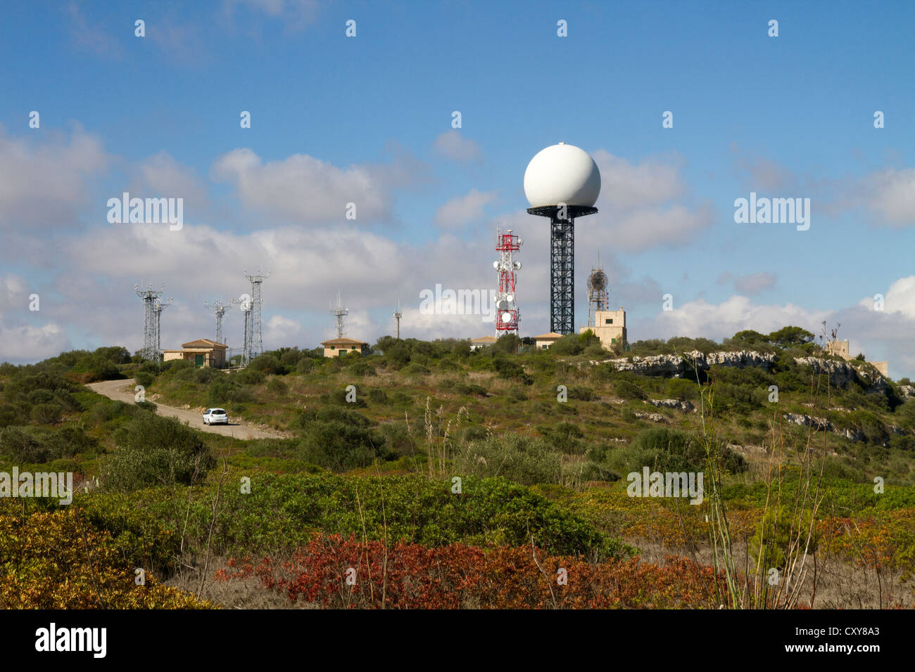 Station de transmission de radar de contrôle aéronautique sur Puig de Randa Majorque Îles Baléares Espagne Banque D'Images