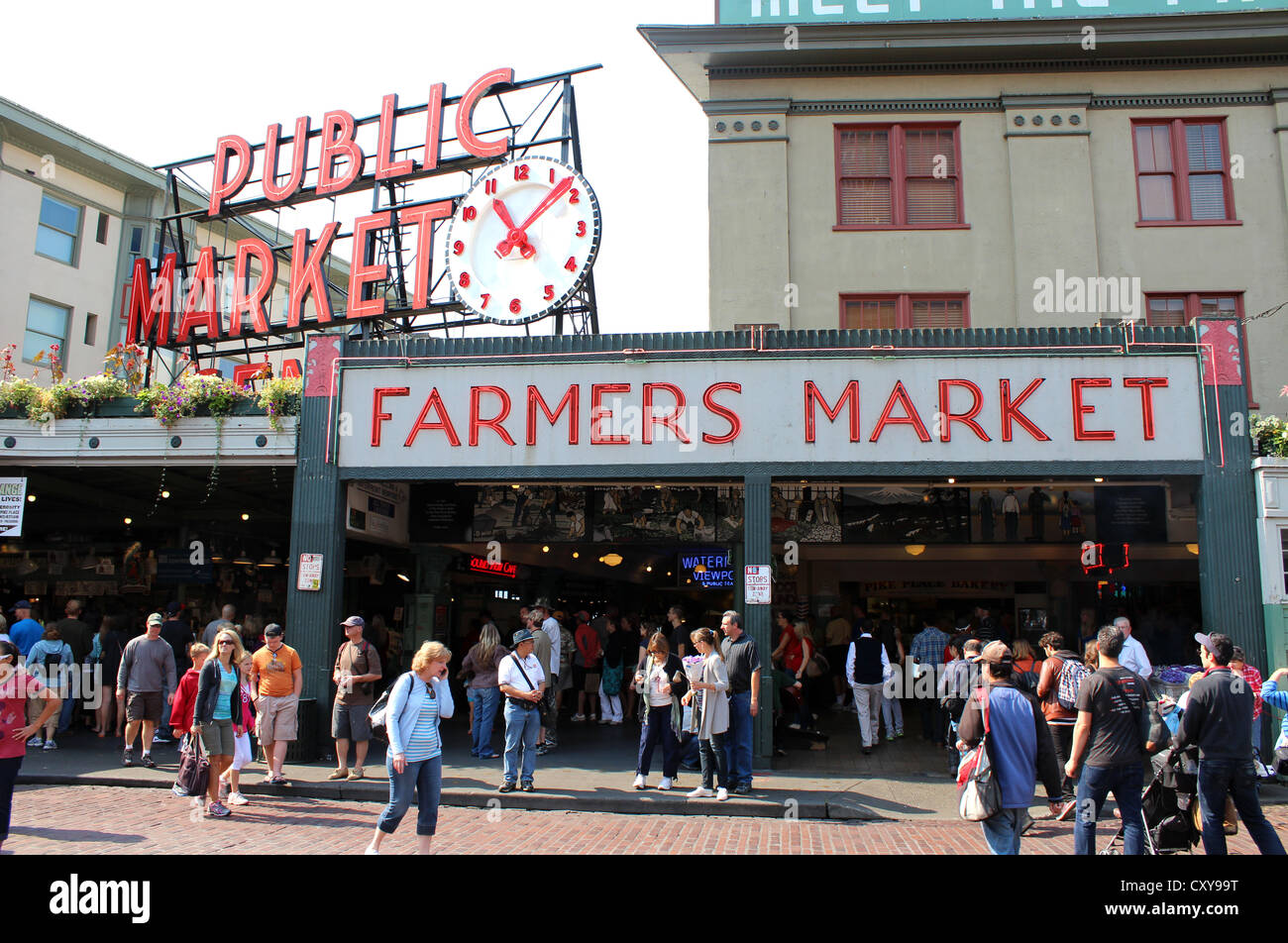 Le marché de Pike Place, 'Farmers Market' Public Market Center à Seattle, Washington, USA Banque D'Images