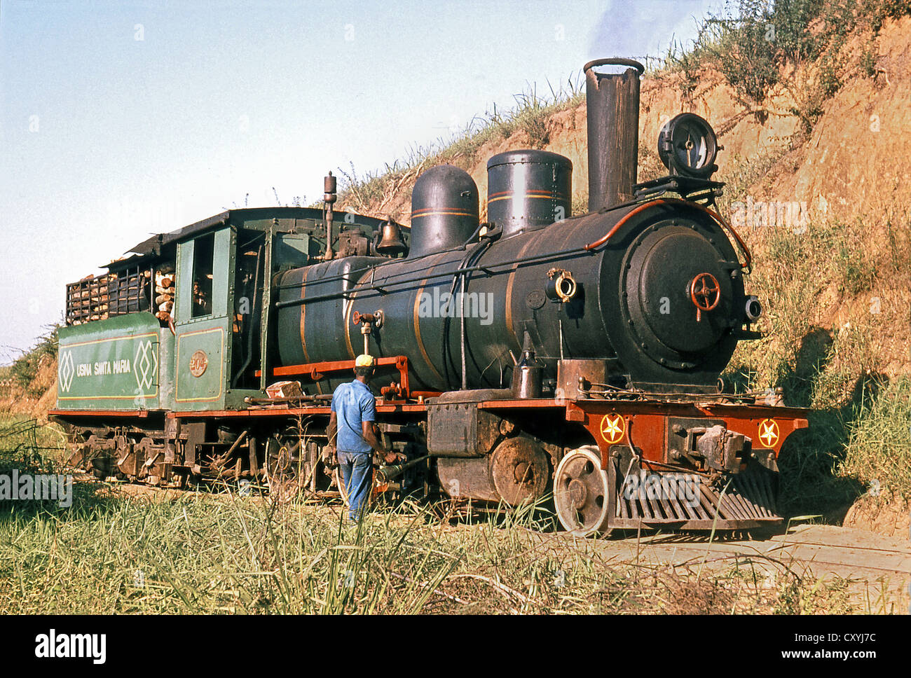 Poêle Mogul a travaillé à l'Usina Santamaria du Brésil dans l'état du campus. Construit à voie métrique du Brésil São Paulo Railway. Banque D'Images