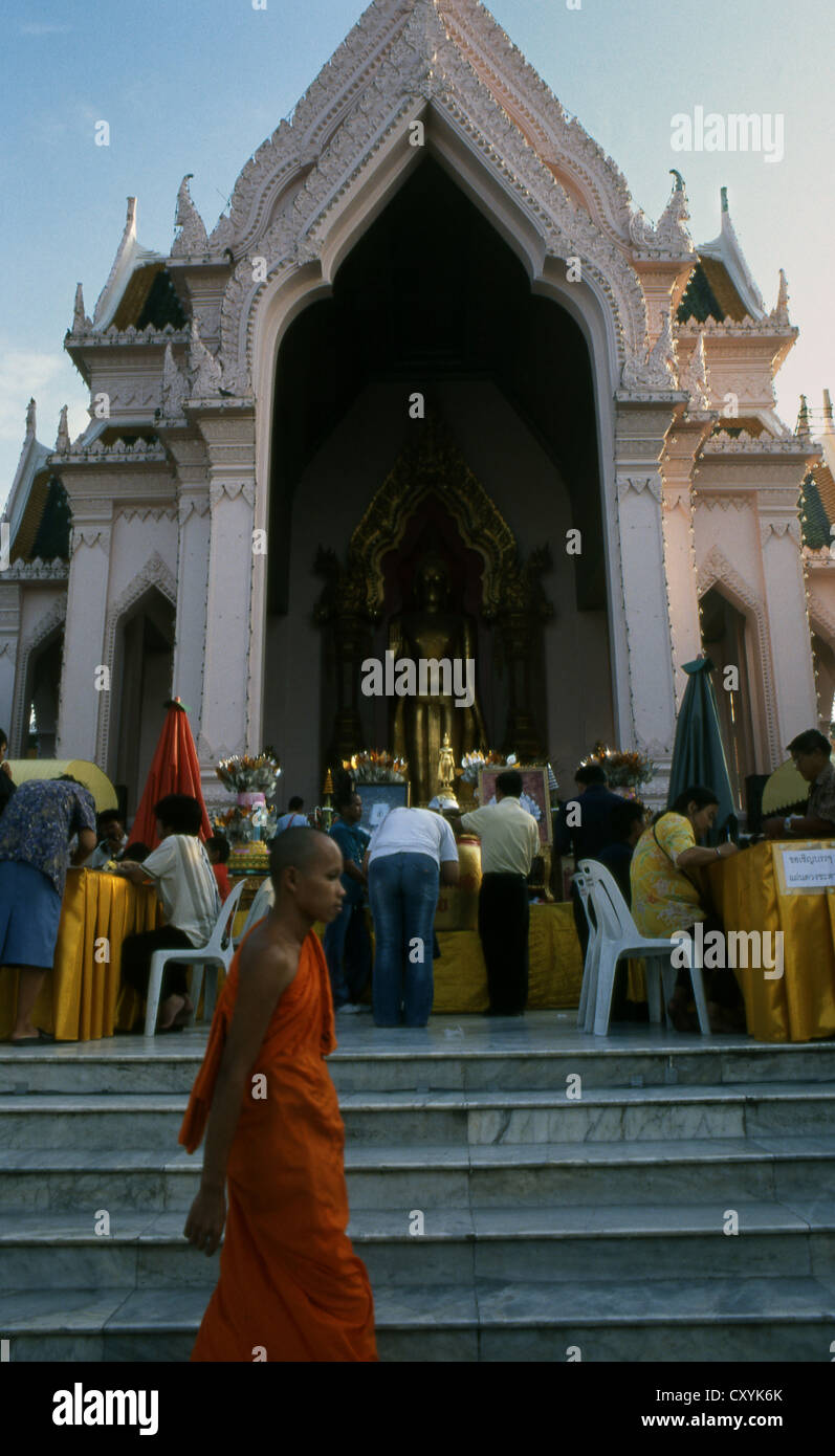 La Thaïlande, Nakhon Pathom, Wat Phra Pathom Chedi. Banque D'Images