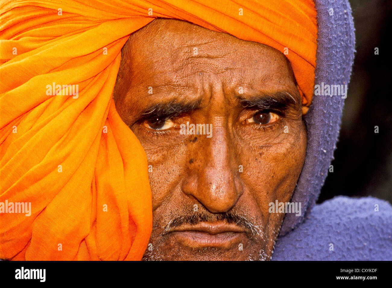 Portrait d'un pèlerin du Rajasthan, visiter le temple de Gangotri