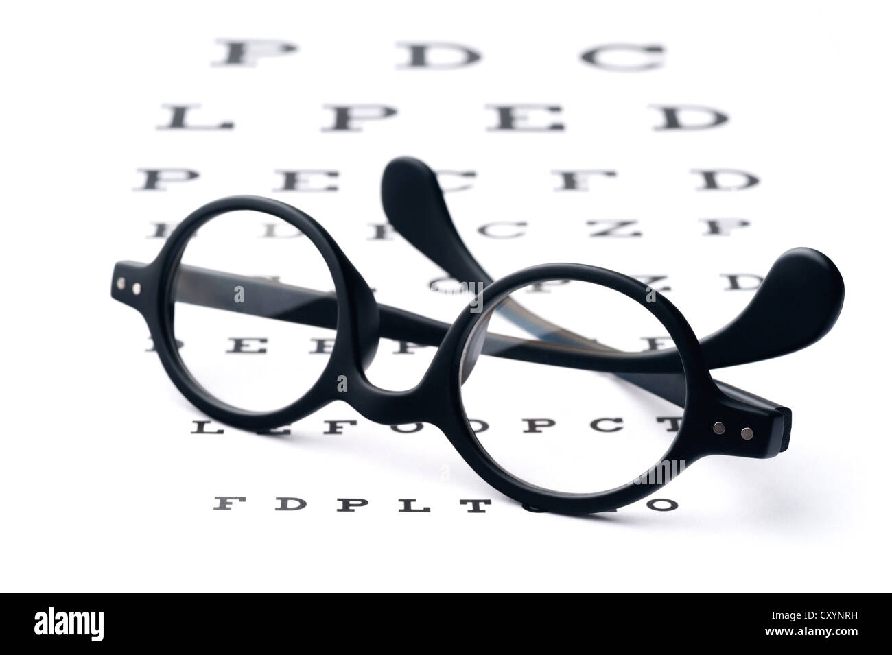 Vieilles lunettes rond noir, situé au-dessus de l'œil-contrôle graphique Banque D'Images