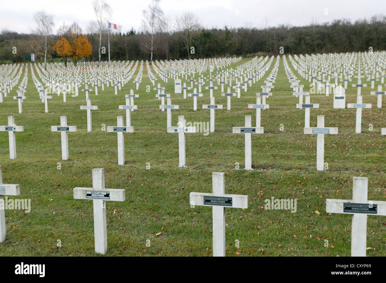 Au cimetière militaire de Douaumont de soldats qui sont morts dans la Première Guerre mondiale, Verdun, Lorraine, France, Europe Banque D'Images
