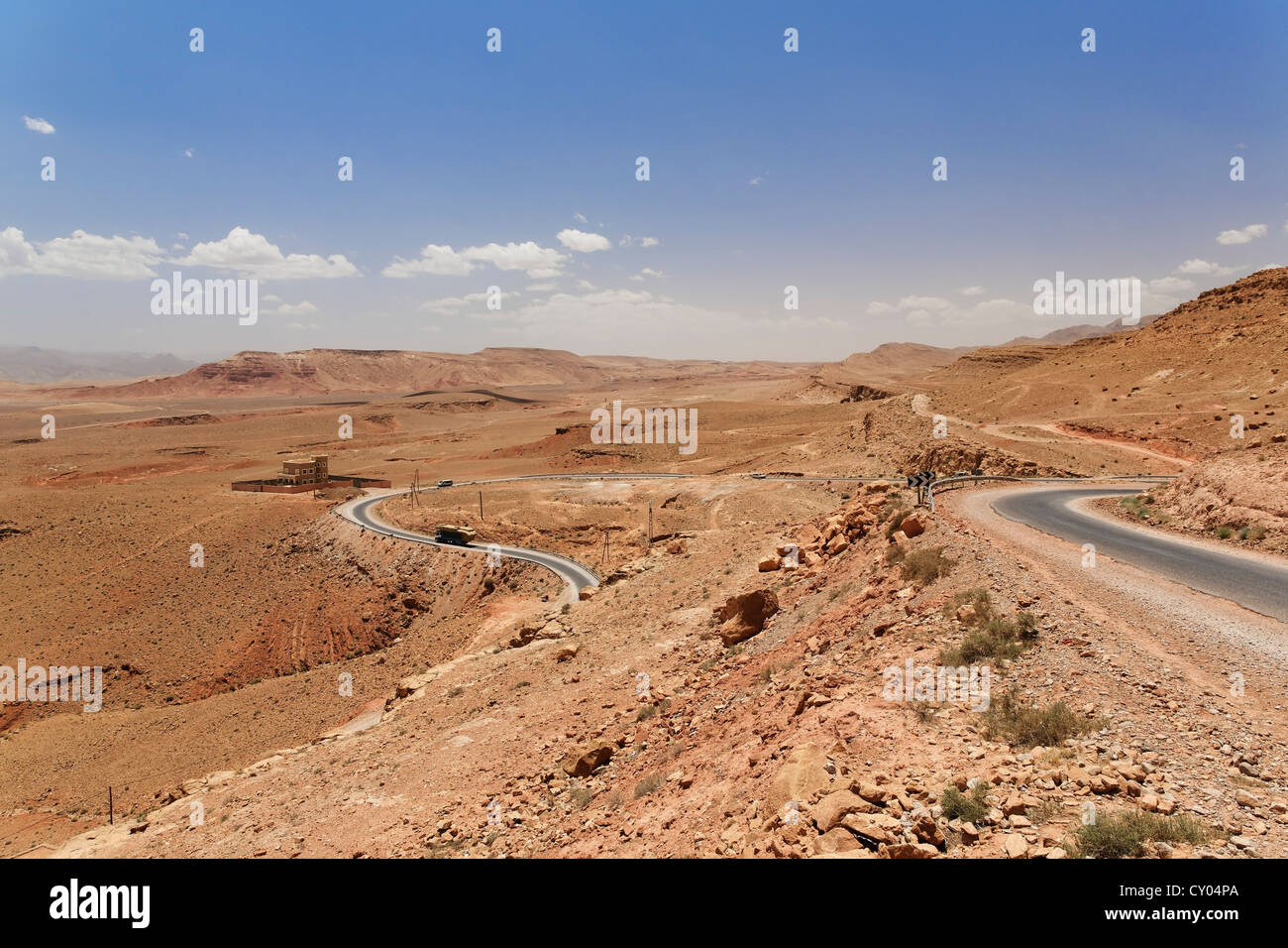 Route près de Tinghir, Marrakech-tensift-Daraâ, Maroc, Afrique du Nord, Maghreb, Afrique Banque D'Images