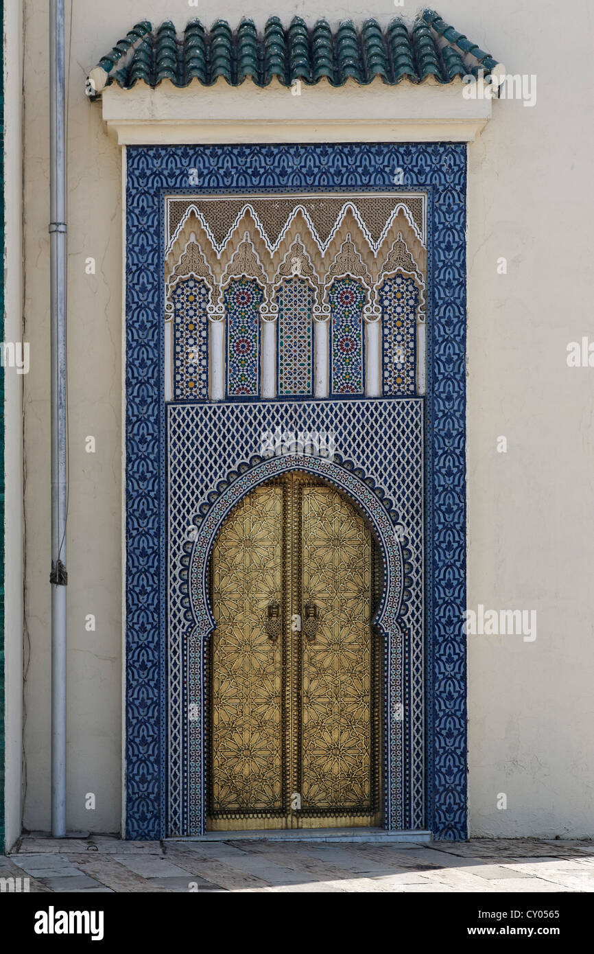 Golden Gate au palais royal Dar El Makhzen, Fès ou Fez, l'oriental, Maroc, Maghreb, Afrique du Nord, Afrique Banque D'Images