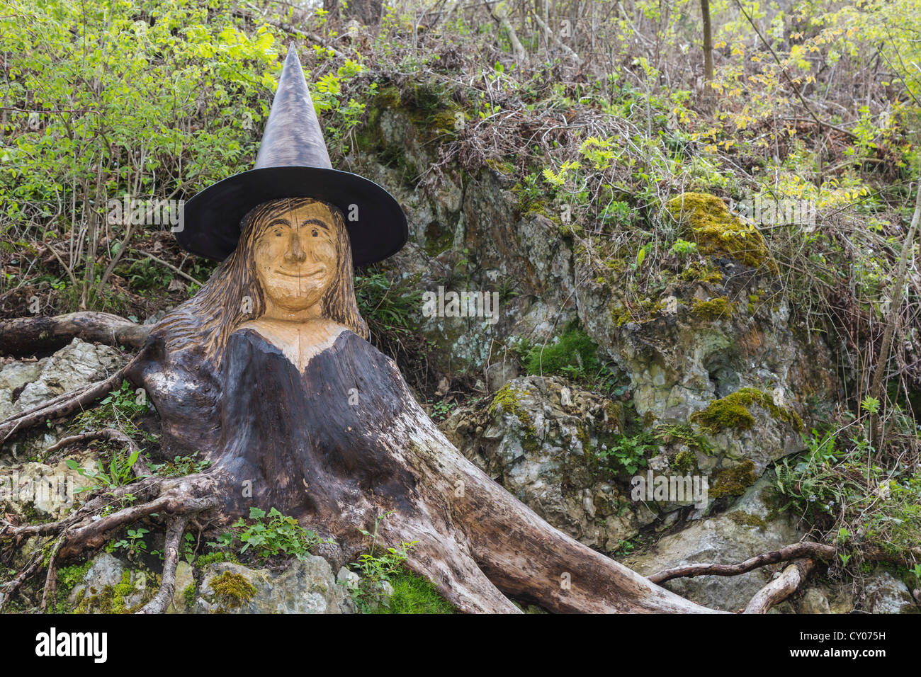 La sculpture sur bois sur un sentier de randonnée à Haeuselberg, Weißenbachtal 5, Leoben, la Syrie, l'Autriche, Europe Banque D'Images