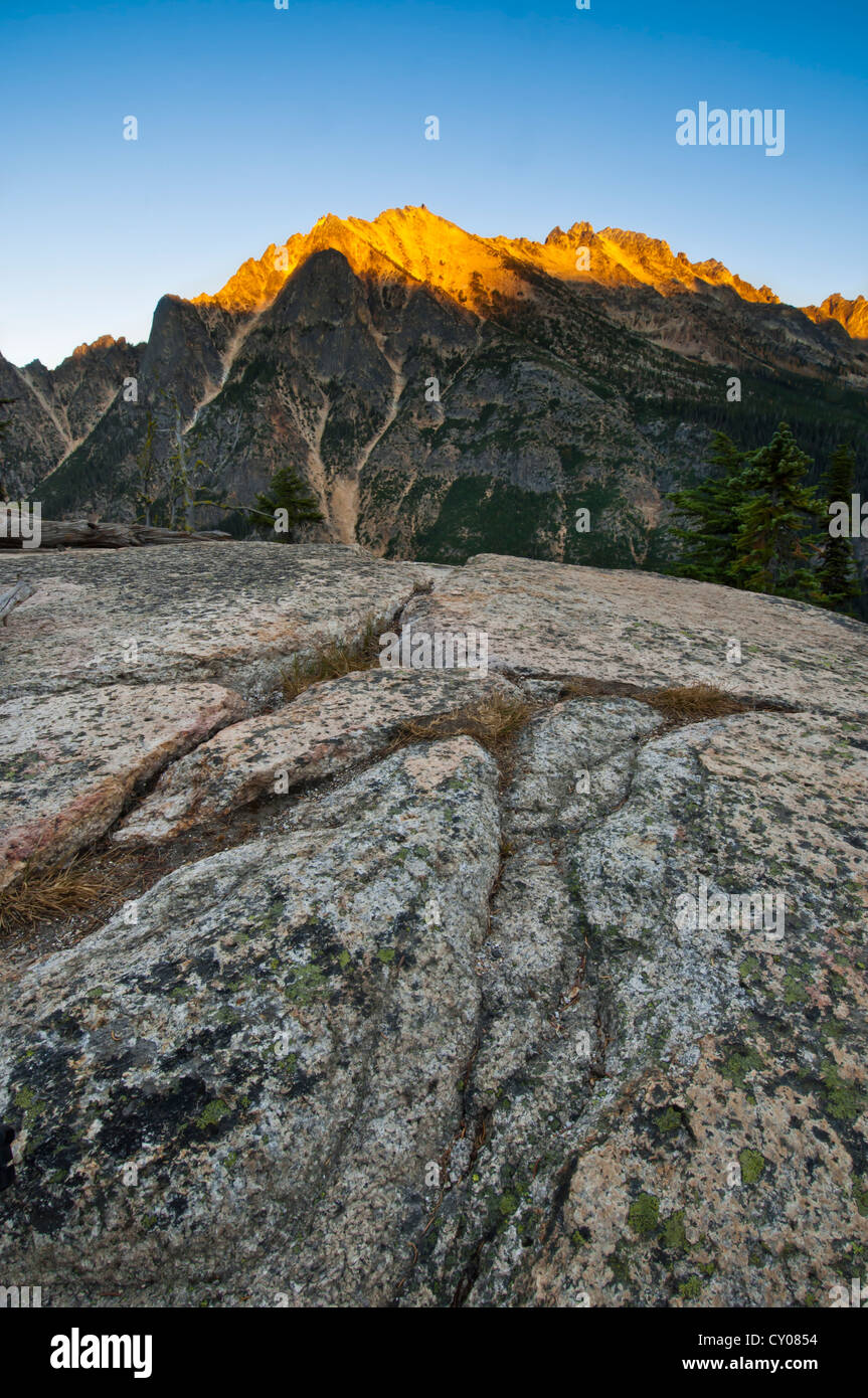 Coucher du soleil à Washington, Col Okanogan-Wenatchee National Forest, North Carolina, USA Banque D'Images