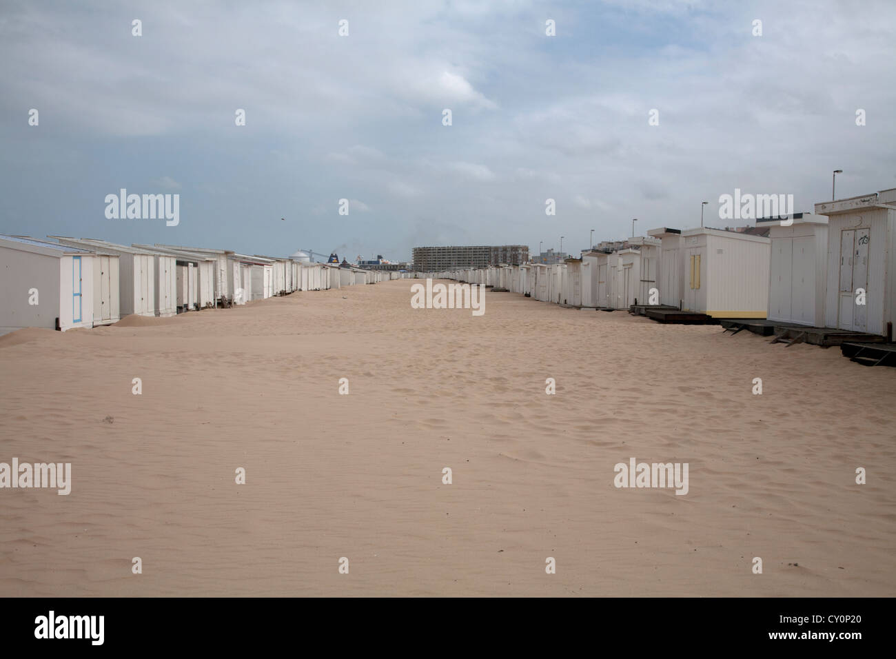 Cabines de plage plage de sable fin de calais cote d'opale pas de calais france Banque D'Images