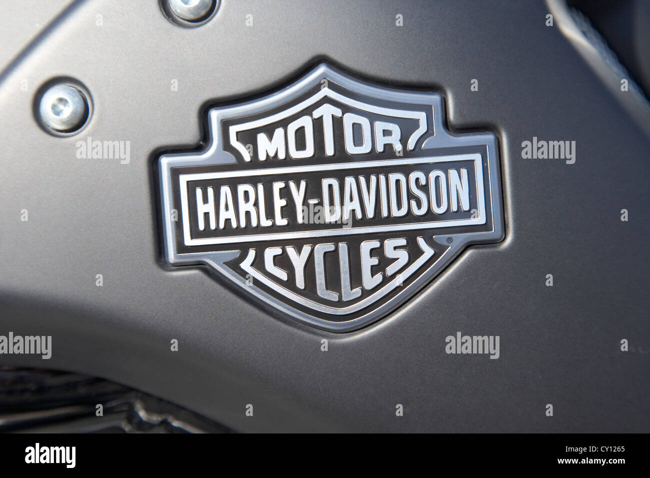 Bouclier et Harley Davidson bar logo sur un v-rod bike à Orlando la Floride Etats-Unis Banque D'Images