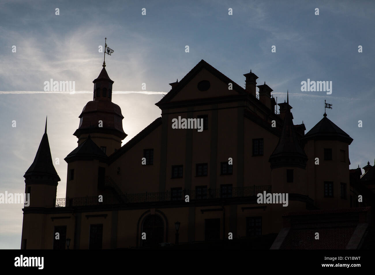 Silhouette de Château Nesvizh devint un lieu crucial Banque D'Images