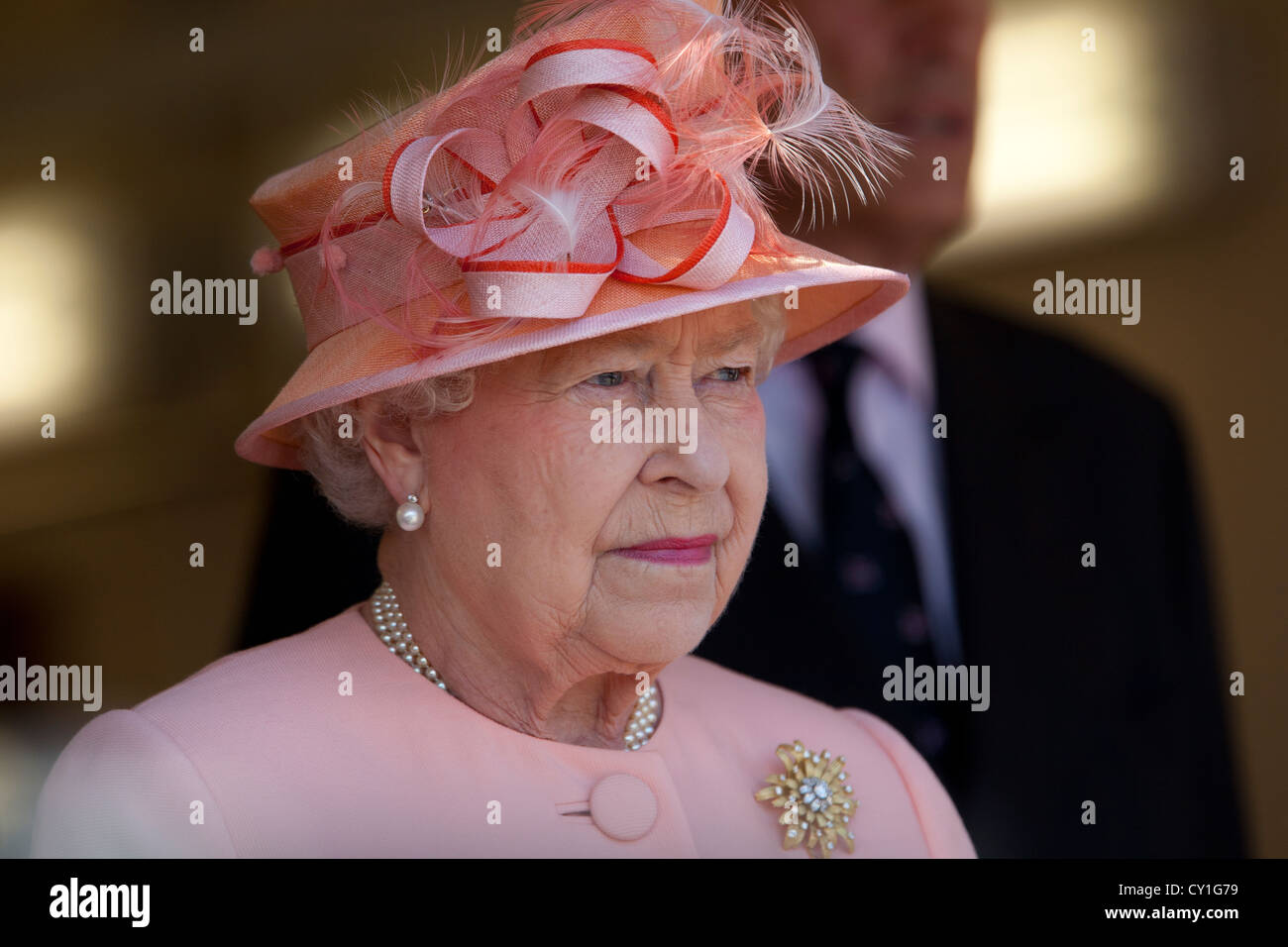 Sa Majesté la reine Elizabeth, 2, II, le deuxième, Jubilé, visite à, Cowes, île de Wight, Angleterre, pour ouvrir nouveau, RNLI côtière, canot de sauvetage, station, Banque D'Images