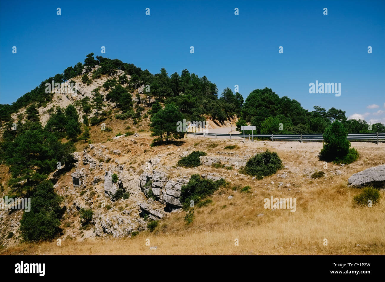 Une vue de la route du haut, dans les montagnes de Las Sierras de Cazorla, Segura y Las Villas Parc Naturel en Jaen, Espagne Banque D'Images