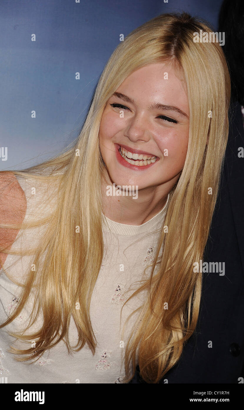 ELLE FANNING actrice américaine en juin 2011. Photo Jeffrey Mayer Banque D'Images