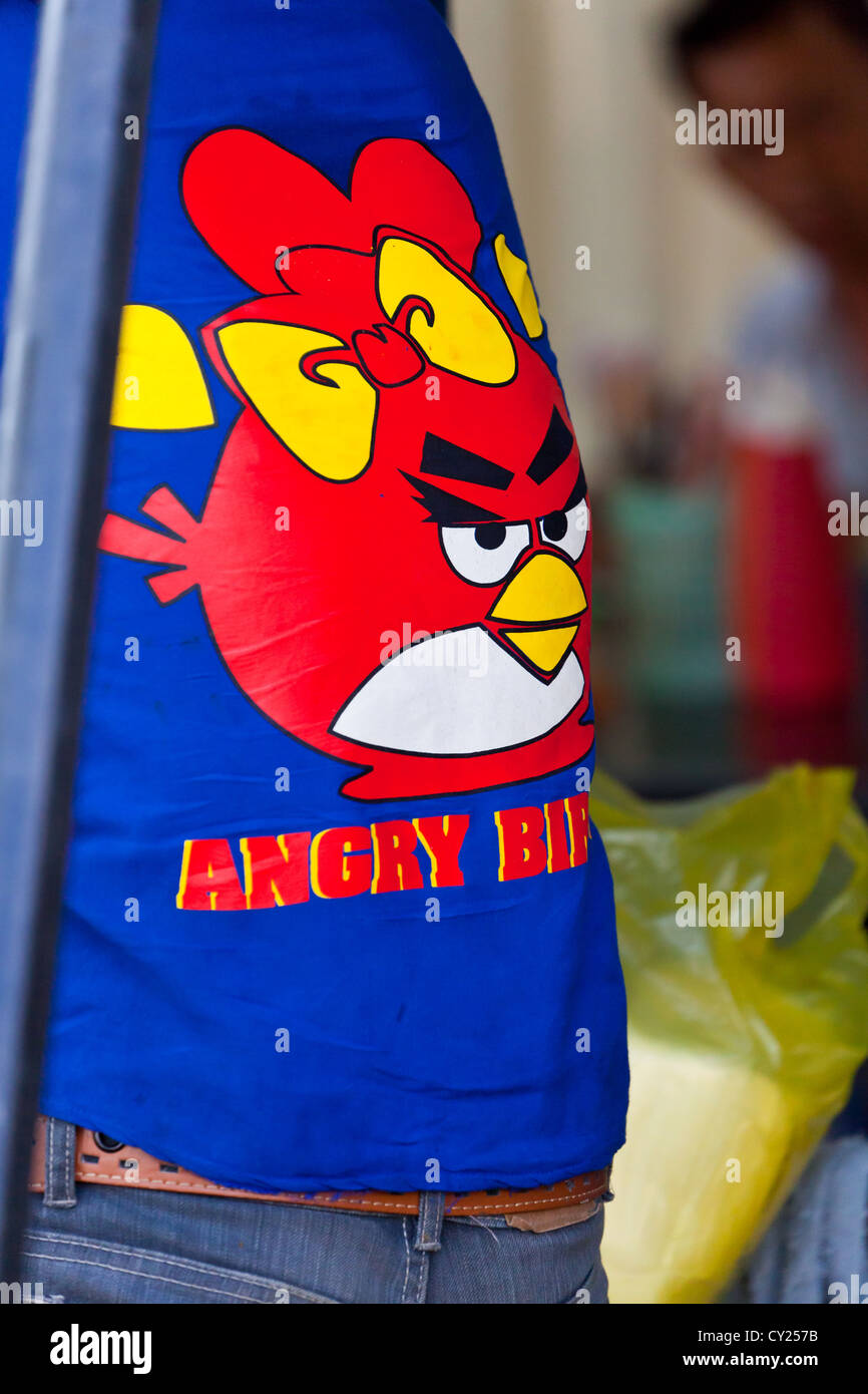 Funny Shirt Motif dans Phnom Penh, Cambodge Banque D'Images