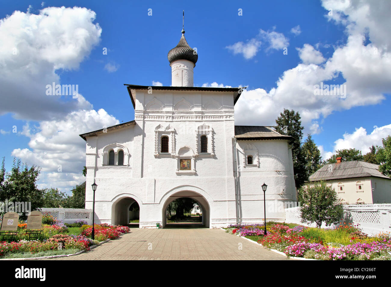 Annonciation Gate Église de monastère de Saint Euthymius à Suzdal, Russie Banque D'Images