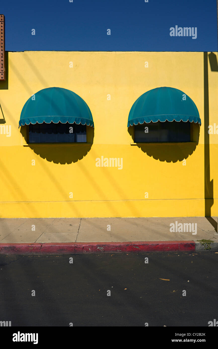 Yellow wall design lincoln boulevard venice en Californie Banque D'Images