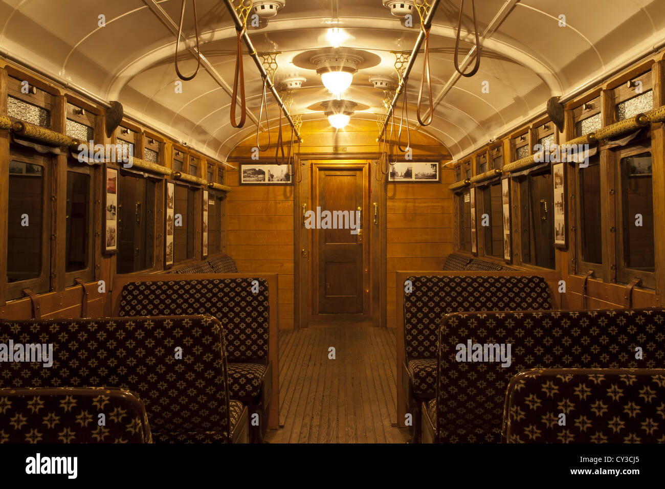 L'intérieur de la GWR 1908 Railmotor à vapeur no93 Banque D'Images
