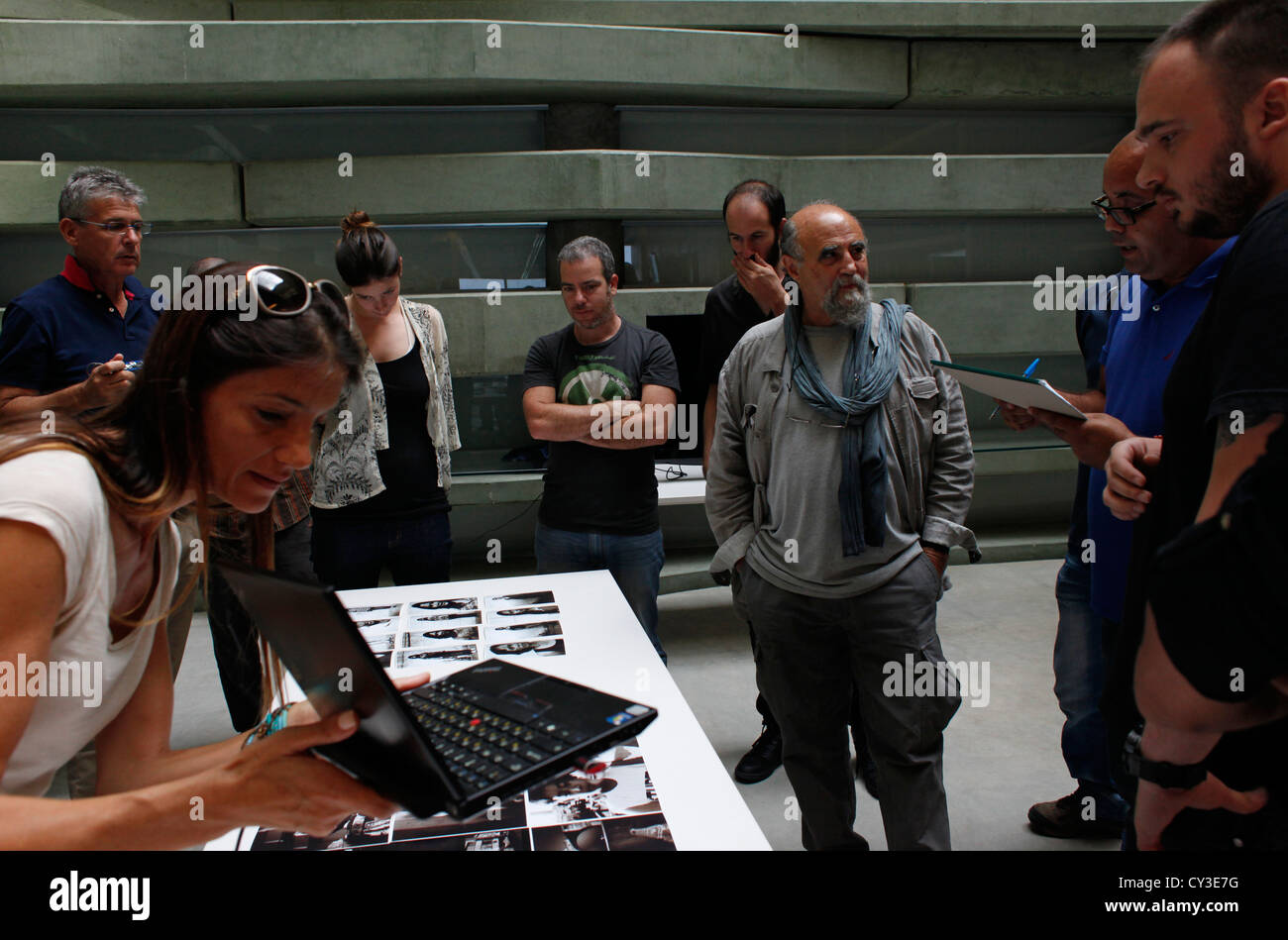 Photographe de Magnum Attar Abbas lors d'une Israélienne palestinienne atelier de photographie en Israël Banque D'Images