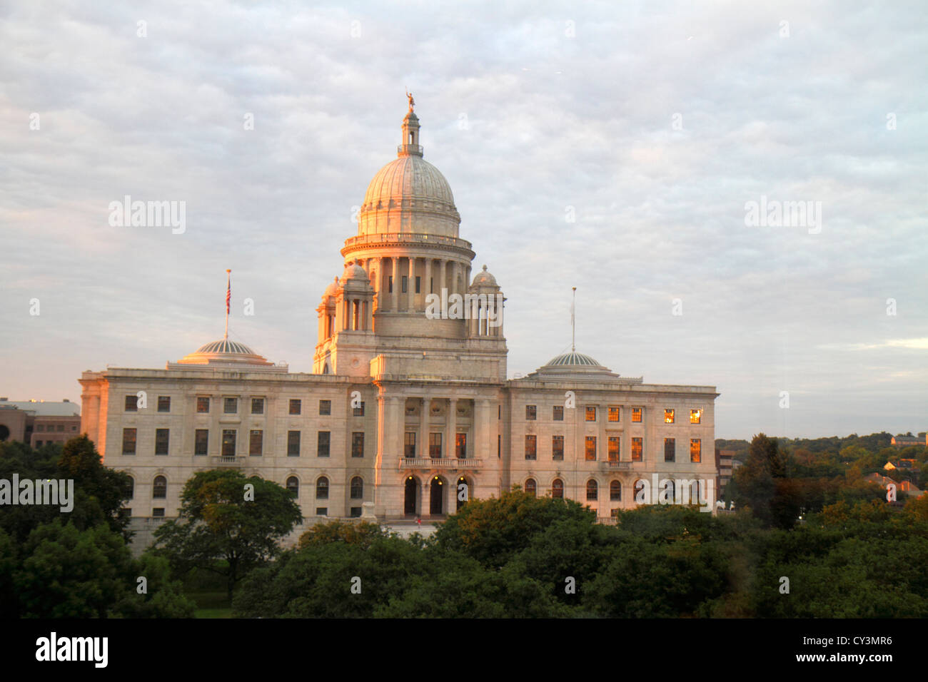 Providence Rhode Island, Nouvelle-Angleterre, la maison d'État du Rhode Island, néoclassique, bâtiment du capitole de l'État, construit en 1904, coucher de soleil, les visiteurs Voyage Banque D'Images