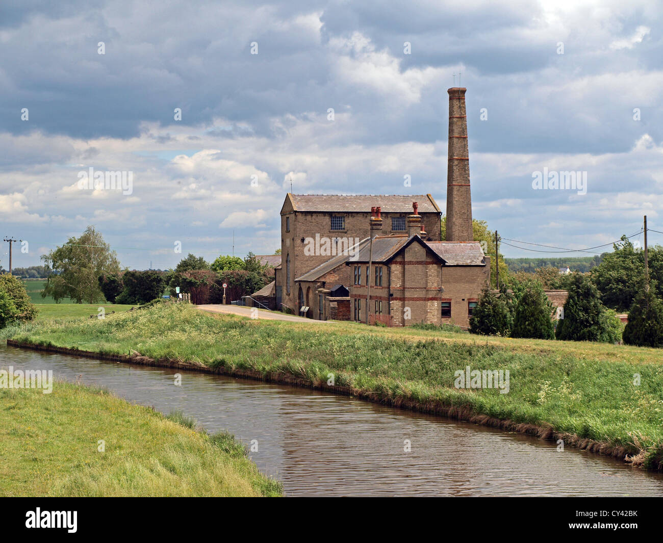 Bâtiment contenant Stretham Ancien moteur le charbon vapeur conservés powered fen Pompes de drainage à Stretham Ely Cambridge East Anglia Banque D'Images