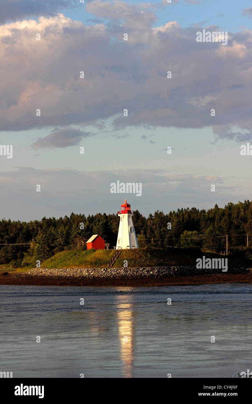 Canada Nouveau-brunswick Côte Atlantique de l'île Campobello Mulholland Point Lighthouse Banque D'Images