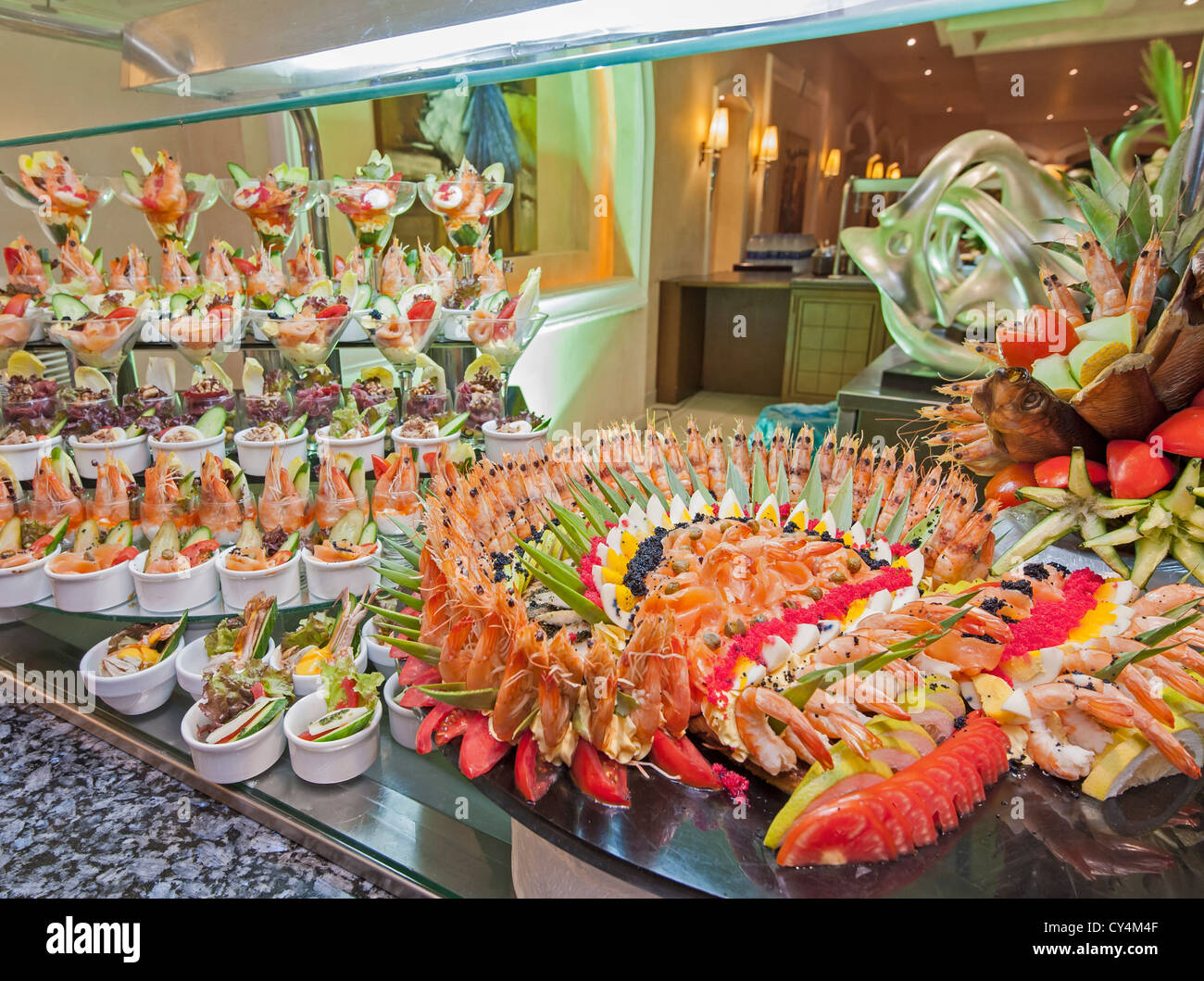 Grand affichage de fruits de mer dans un restaurant buffet dans l'hôtel de  luxe Photo Stock - Alamy