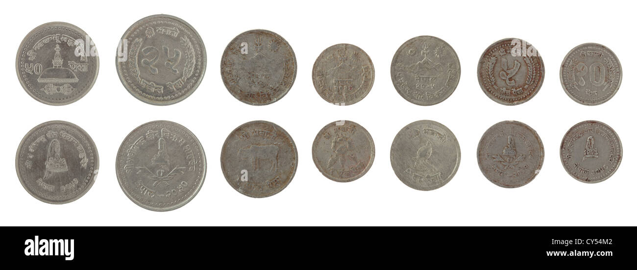Paisa népalais coins isolated on white Banque D'Images