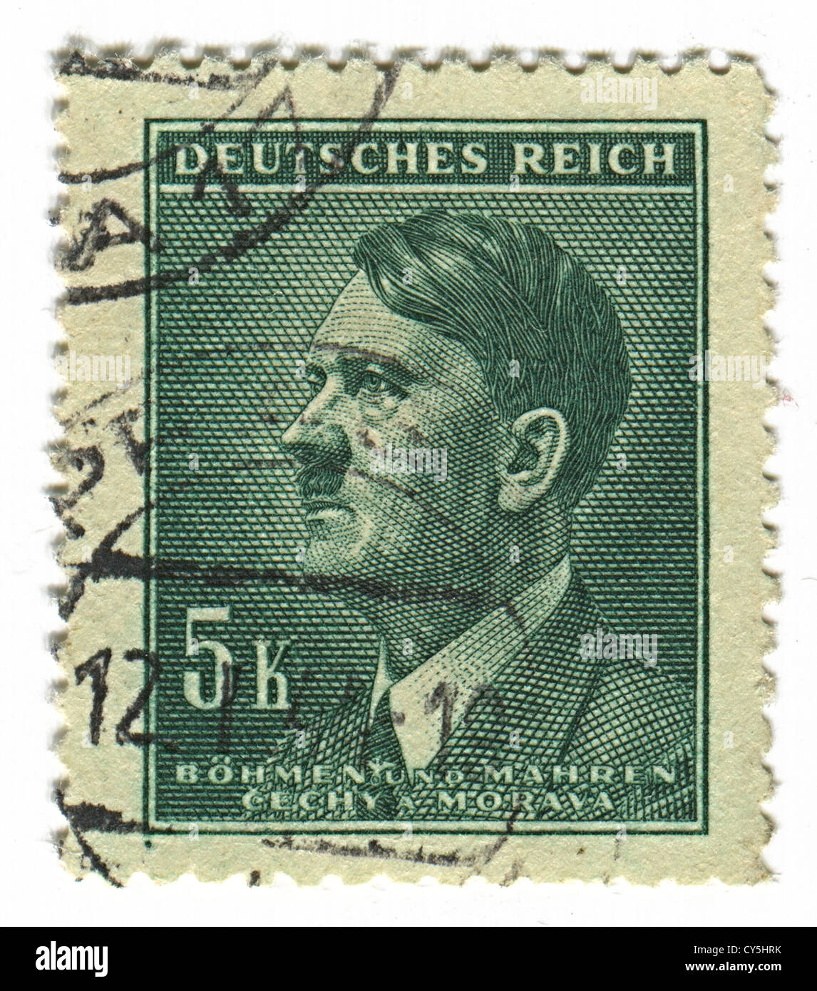 Allemagne - circa 1943 : timbre imprimé en Allemagne montre image d'Adolf Hitler était un homme politique allemand. Banque D'Images