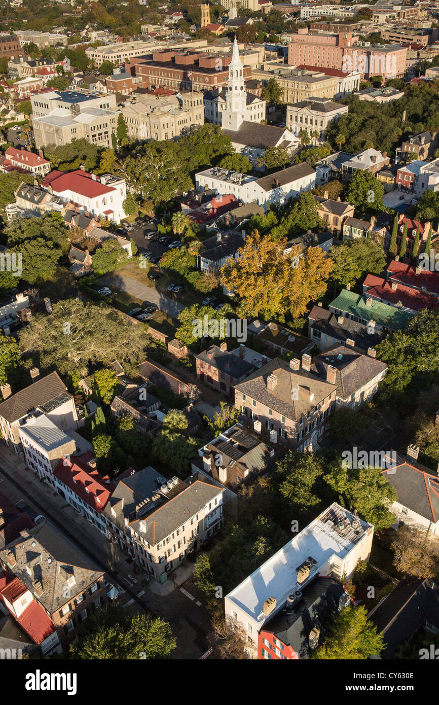 Vue aérienne du quartier historique de Charleston, en Caroline du Sud. Banque D'Images