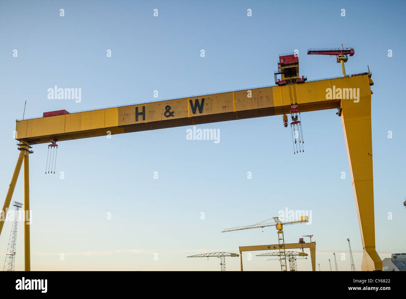 Samson & Goliath, les célèbres grues Harland et Wolff de Belfast Docks. Banque D'Images