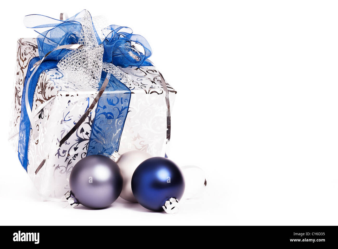Beau Cadeau De Noël Dargent Avec Des Rubans Bleu Et Bleu Et