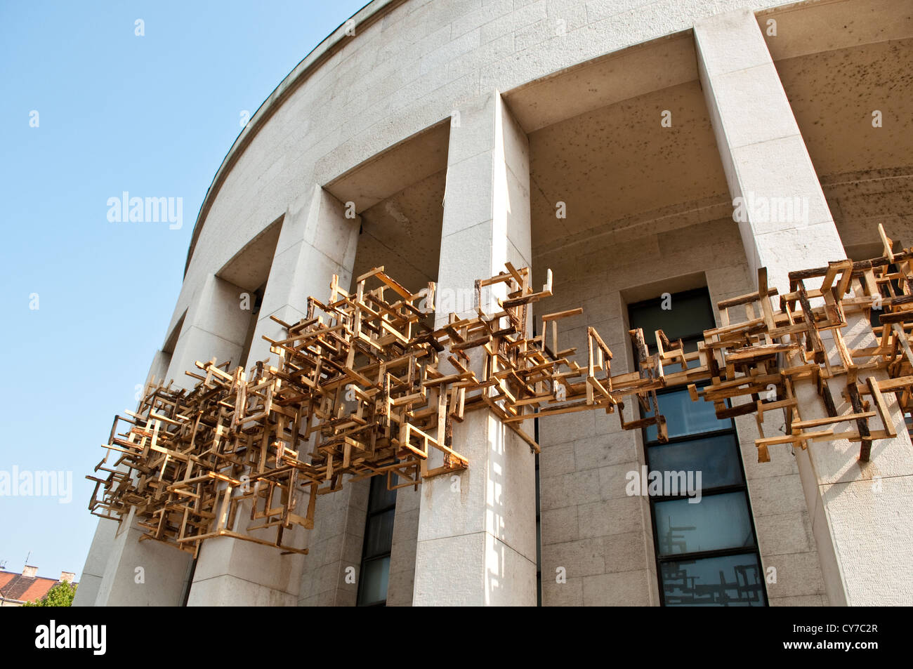 L'extérieur de la sculpture HDLU Galerie d'art sur la place des victimes du fascisme, Zagreb, Croatie Banque D'Images