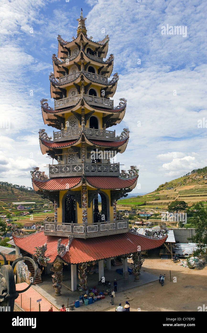 La pagode Chua Linh Phuoc, Da Lat, Viet Nam Banque D'Images