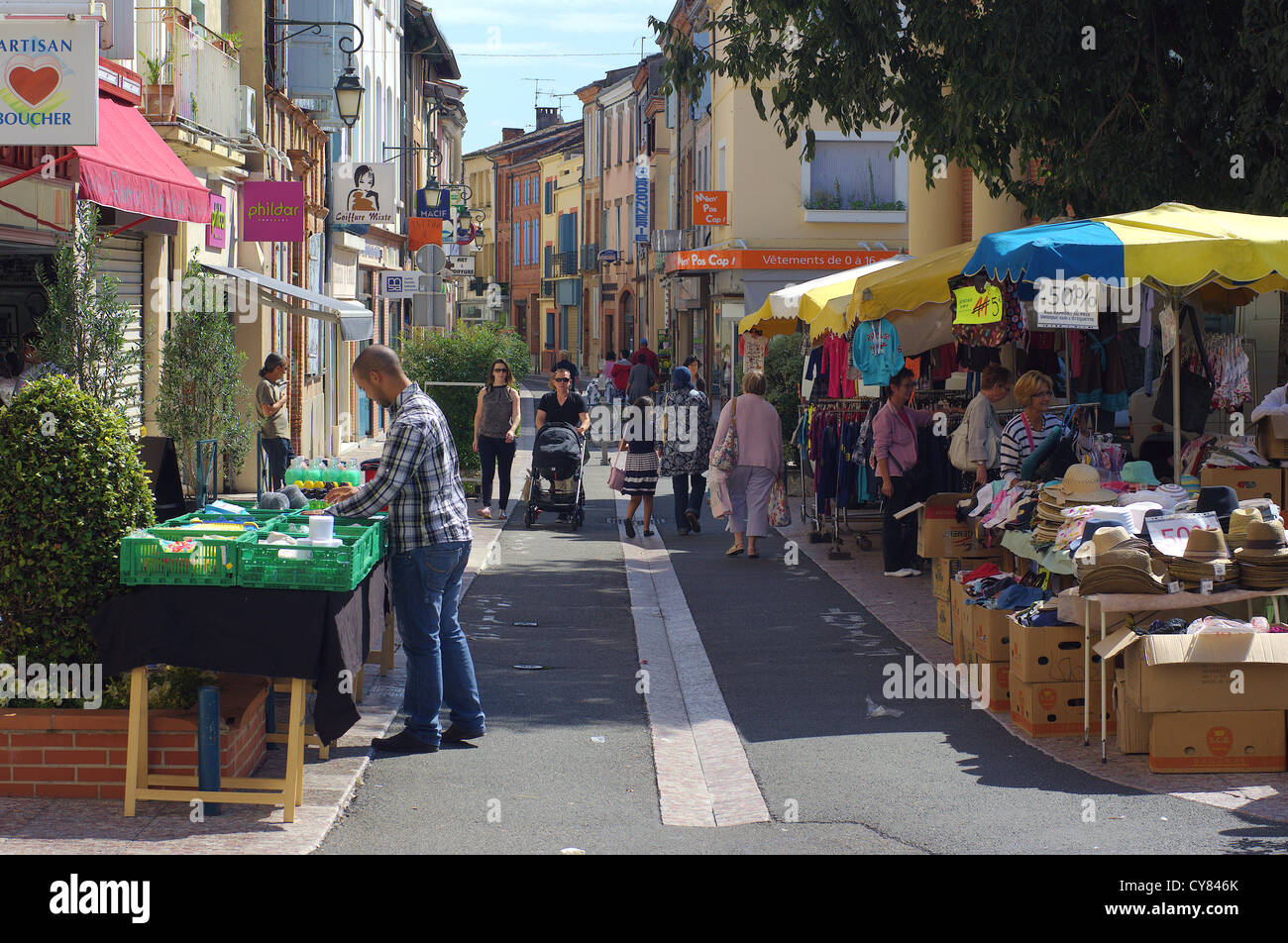 Olives exposés à la vente Moissac Tarn et Garonne France Banque D'Images