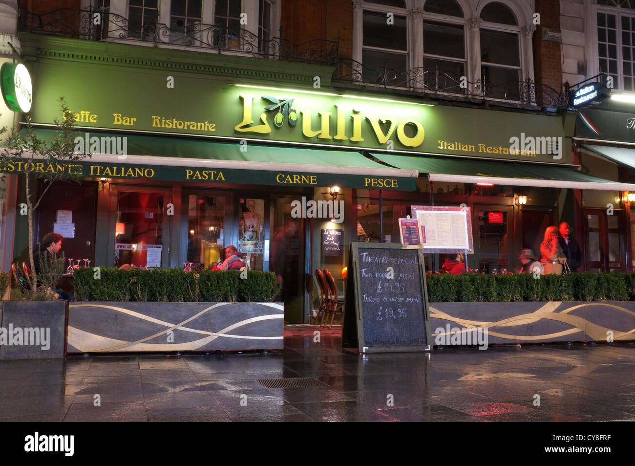 L'Ulivo Restaurant italien dans le centre de Londres Banque D'Images