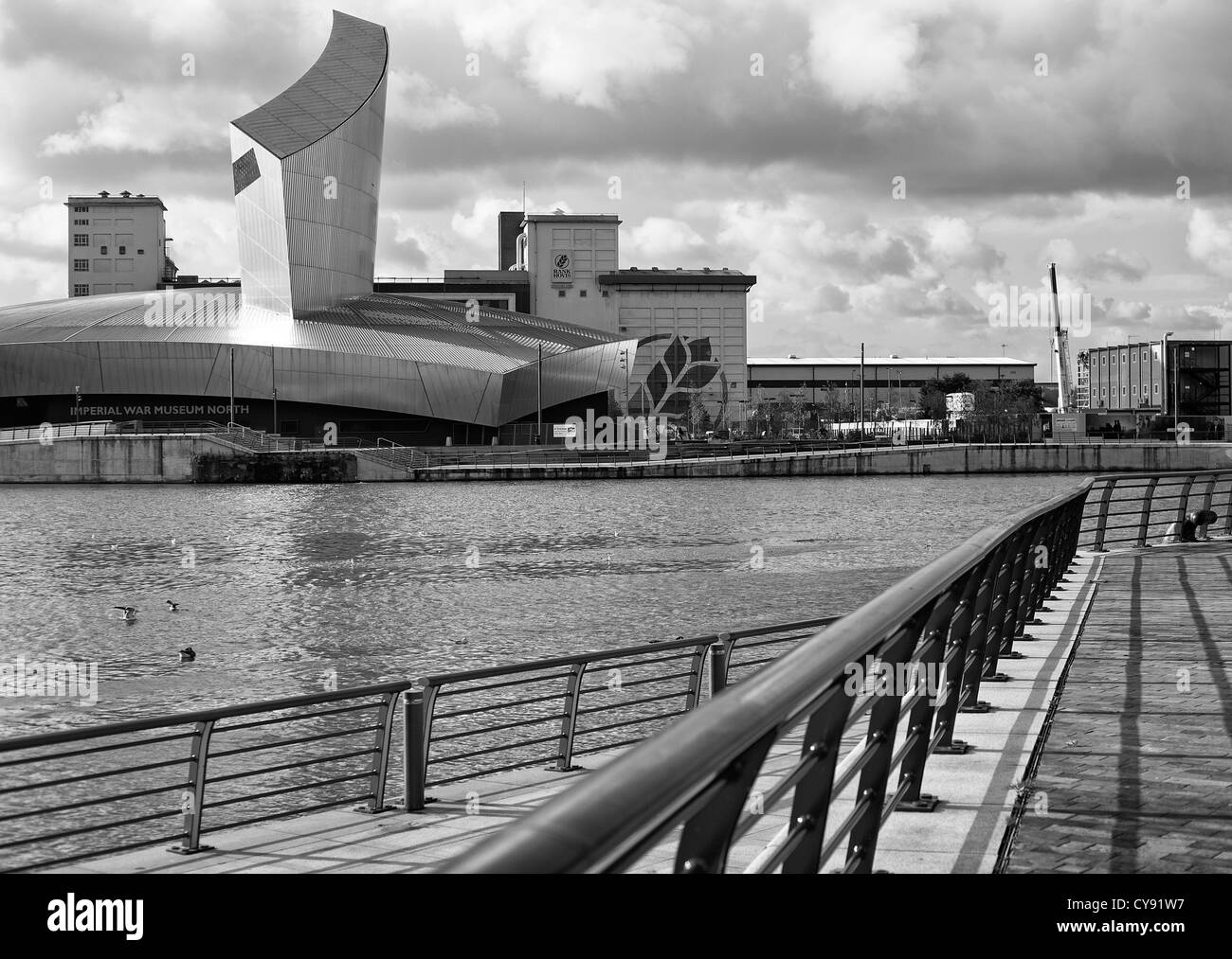 L'Imperial War Museum à Salford Quays Banque D'Images