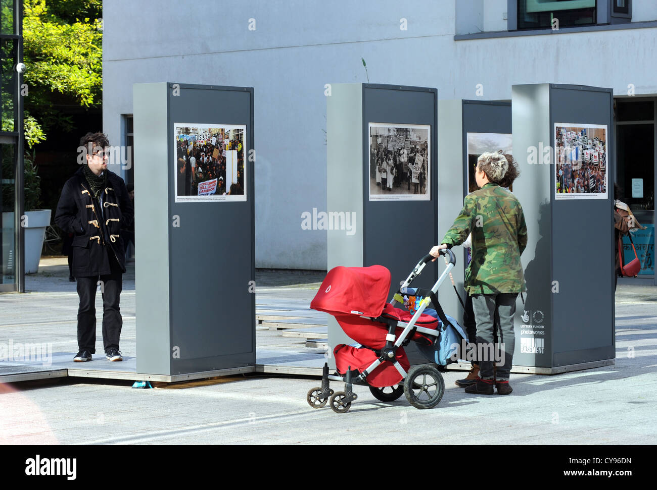 Une partie de la biennale 2012 Photo Brighton exposition de photographies Journal Argus Banque D'Images